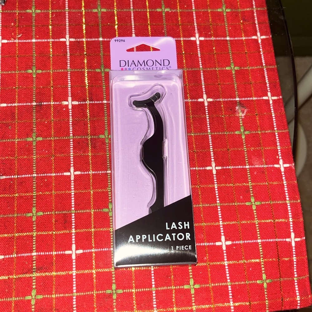 Diamond Supply Co. Black Lash Applicator